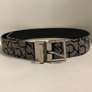 Calvin Klein Women’s Belt Size S